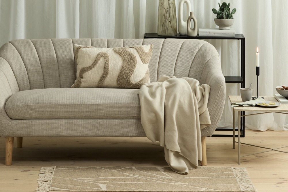 Verschillende plaids en sierkussens | Tot 60% korting
